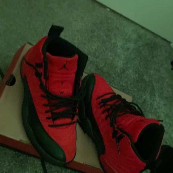 Jordan 12’s
